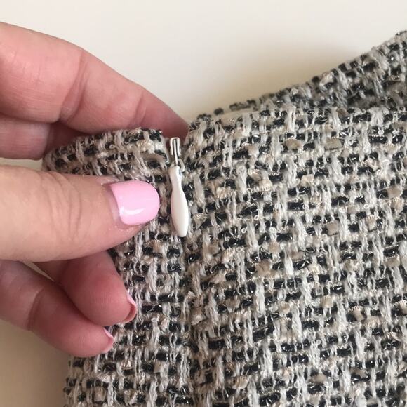 Ann Taylor Tweed Flounce Mini Skirt Sz 2 NEW NWT Faux Patch Pockets Mixed Media - Picture 7 of 7